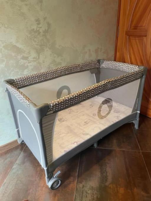 Apartment Brivibas - East / West, Free Privat Parking, Free Wifi, Self Check-in Riga